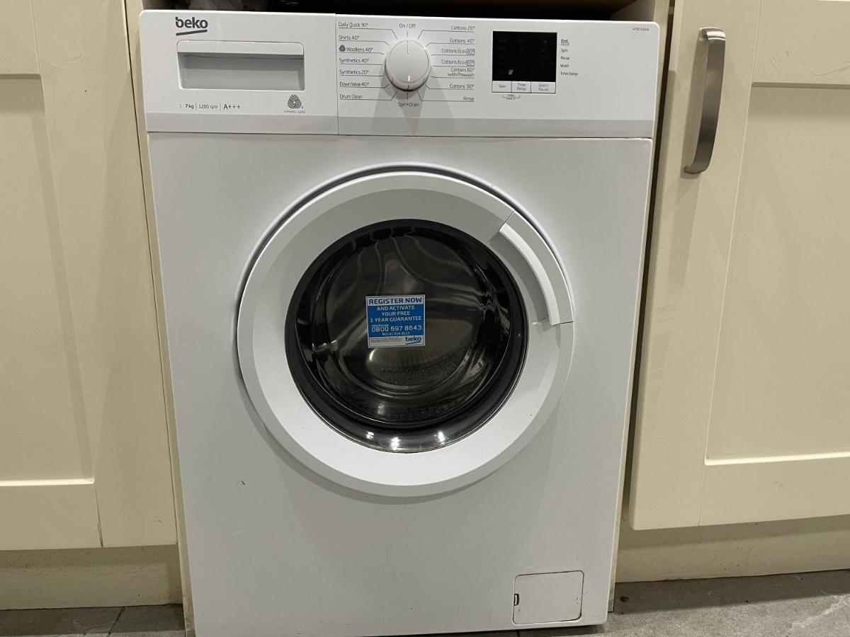 Cork City En-Suite Single Room מראה חיצוני תמונה