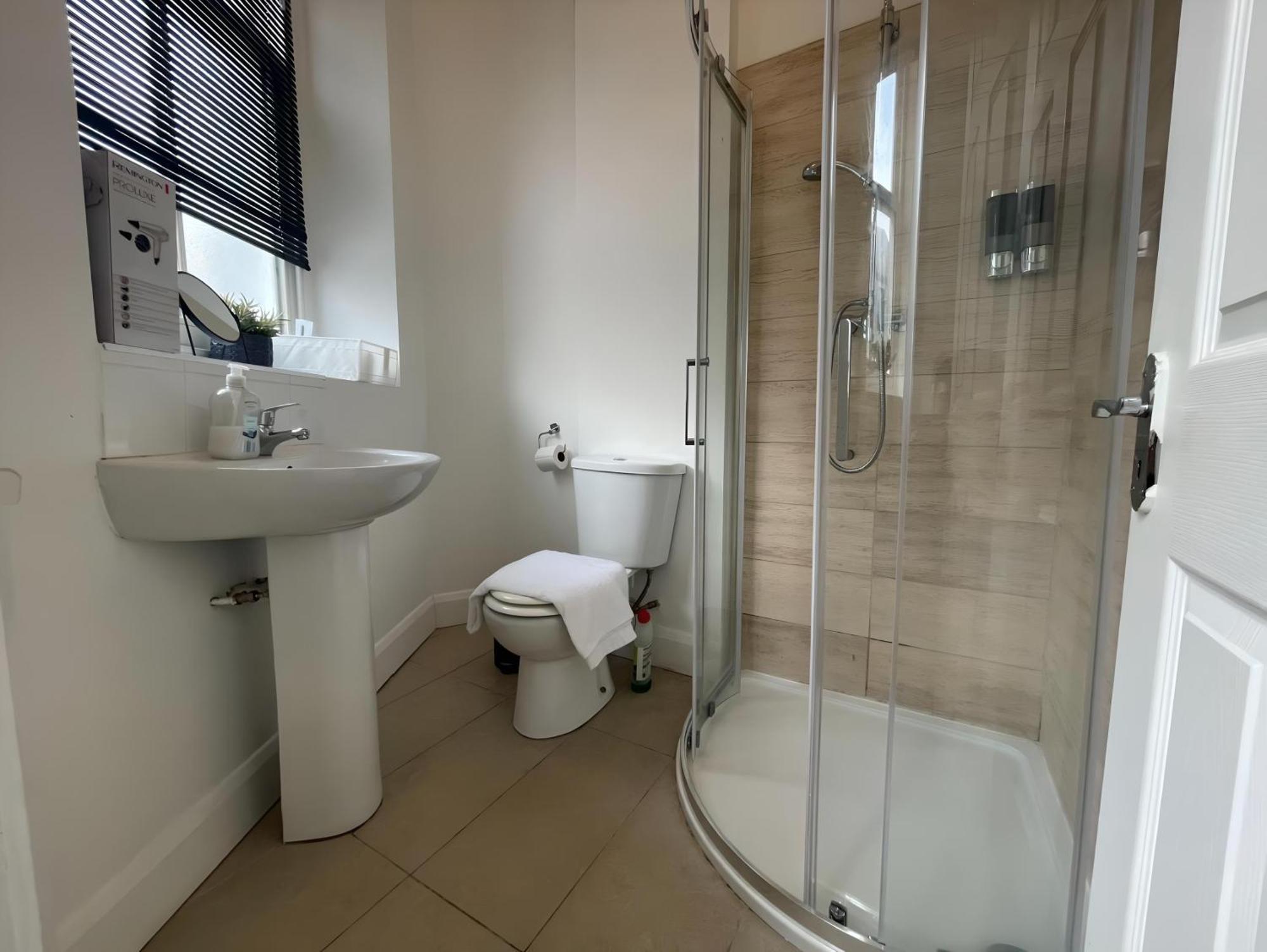 Cork City En-Suite Single Room מראה חיצוני תמונה
